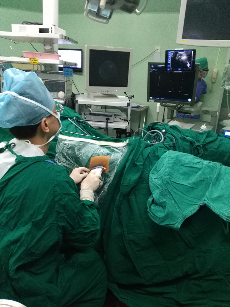 2023041317628867.jpg 在经皮肾手术上使用.jpg